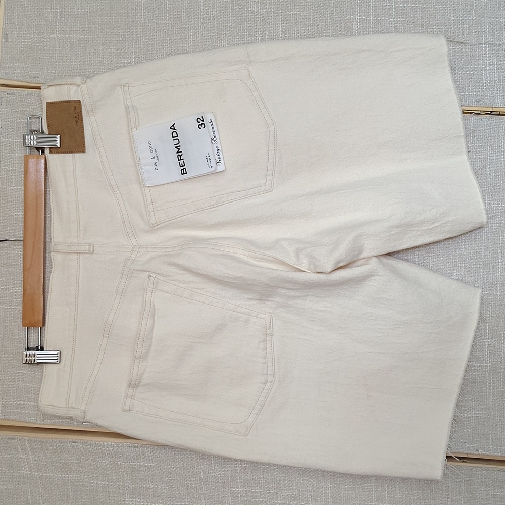 Rag & Bone Vintage Bermuda Short. Color:Ecru. Size 32 (10-12) - Picture 10 of 13